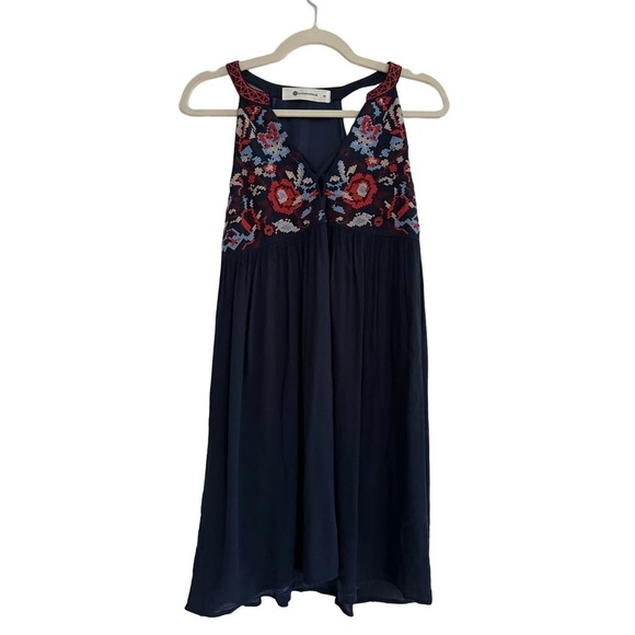 the impecabble pig Dresses & Skirts - The Impeccable Pig Boho Racerback Embroidered Bodice Dress Size XS Lined